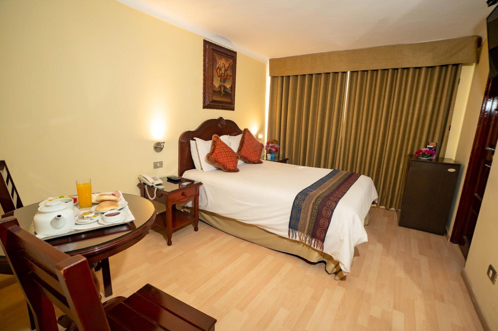 Hotel Agustos Куско Экстерьер фото