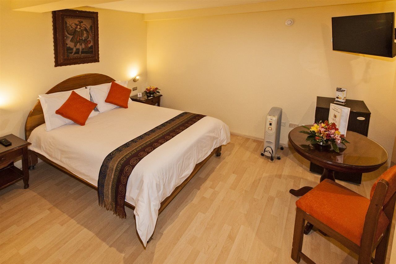 Hotel Agustos Куско Экстерьер фото